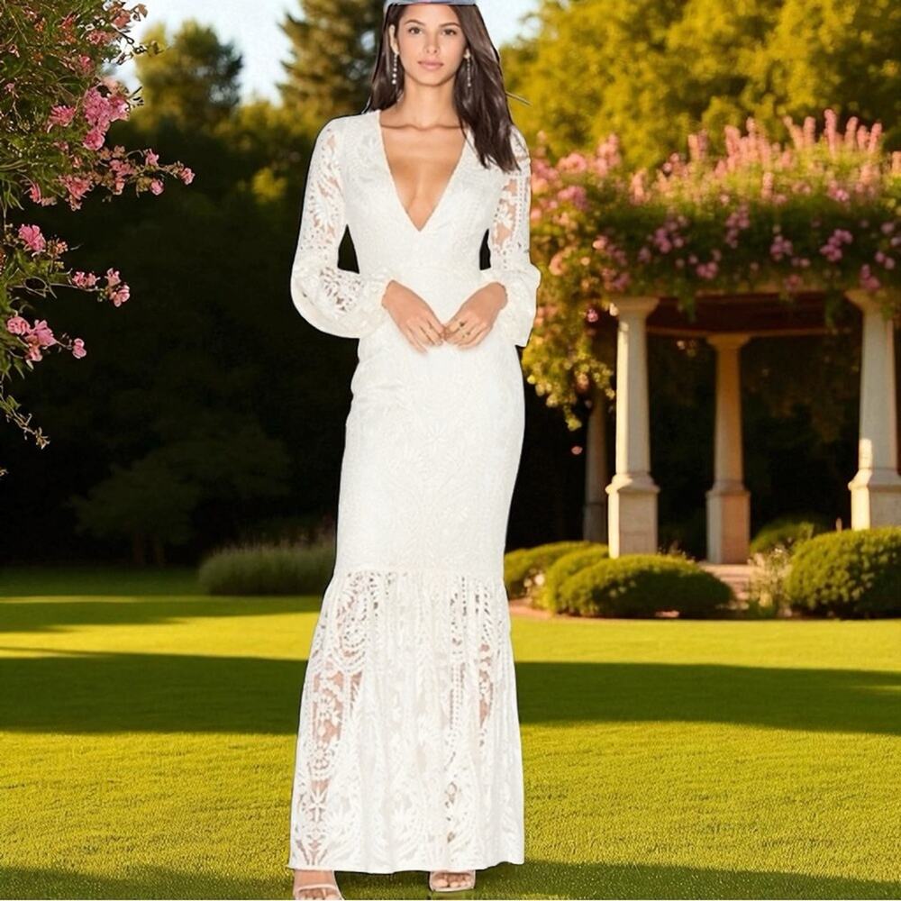 Revolve x Tularosa Long Sleeve Lace‎ Gown Plunging Neckline Off White 4 Wedding
